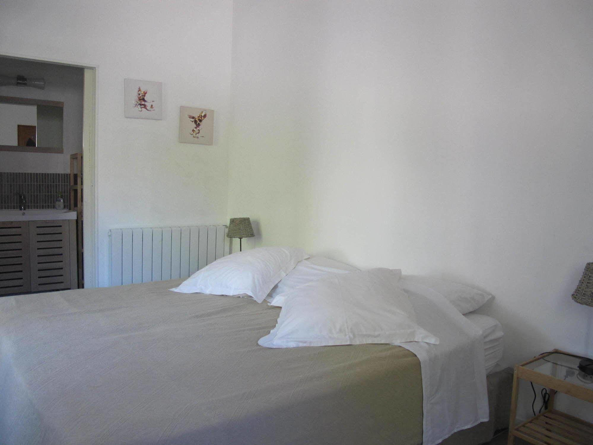 Bed and Breakfast Lou Cardalines Bédoin Esterno foto