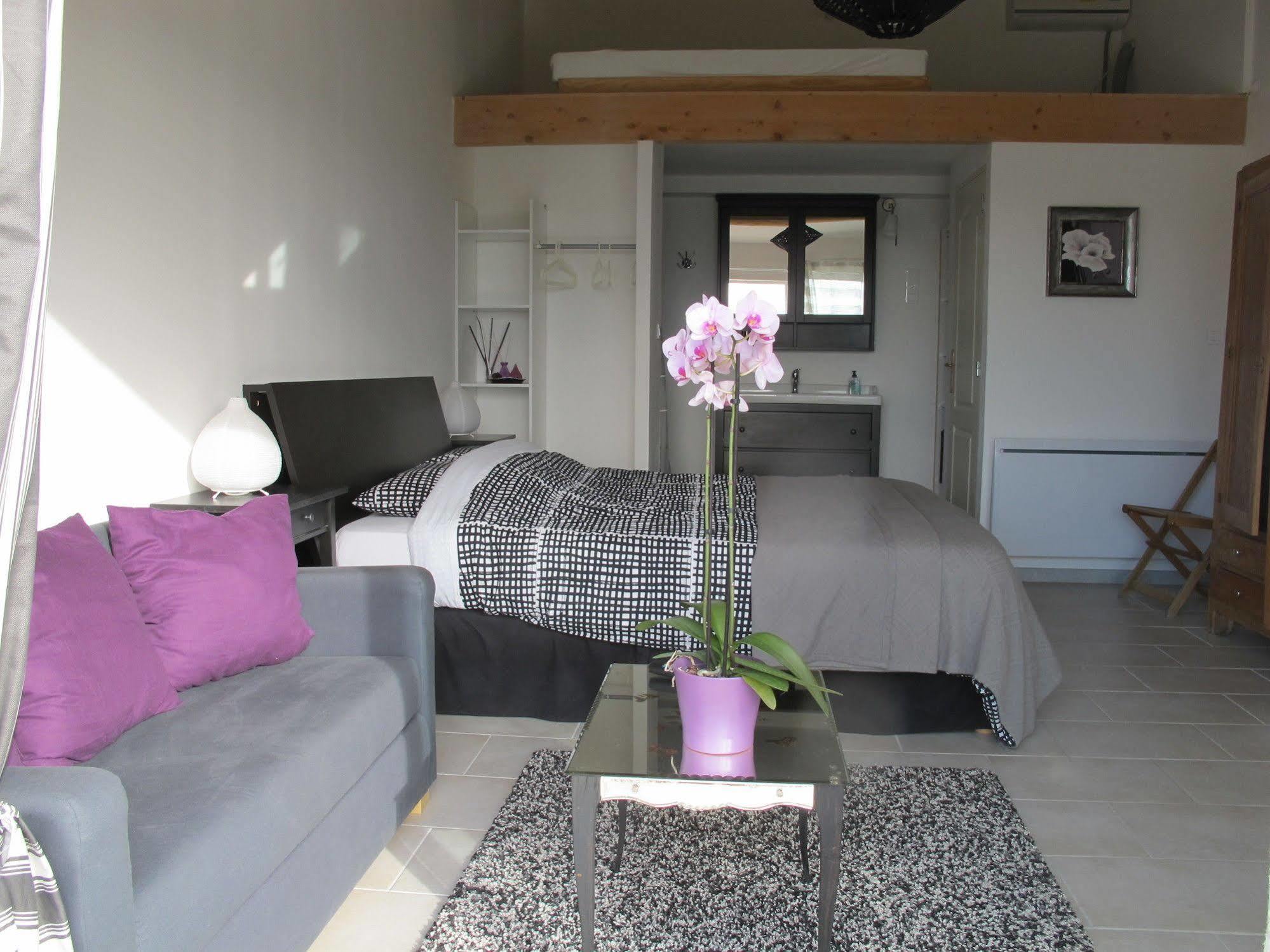 Bed and Breakfast Lou Cardalines Bédoin Esterno foto